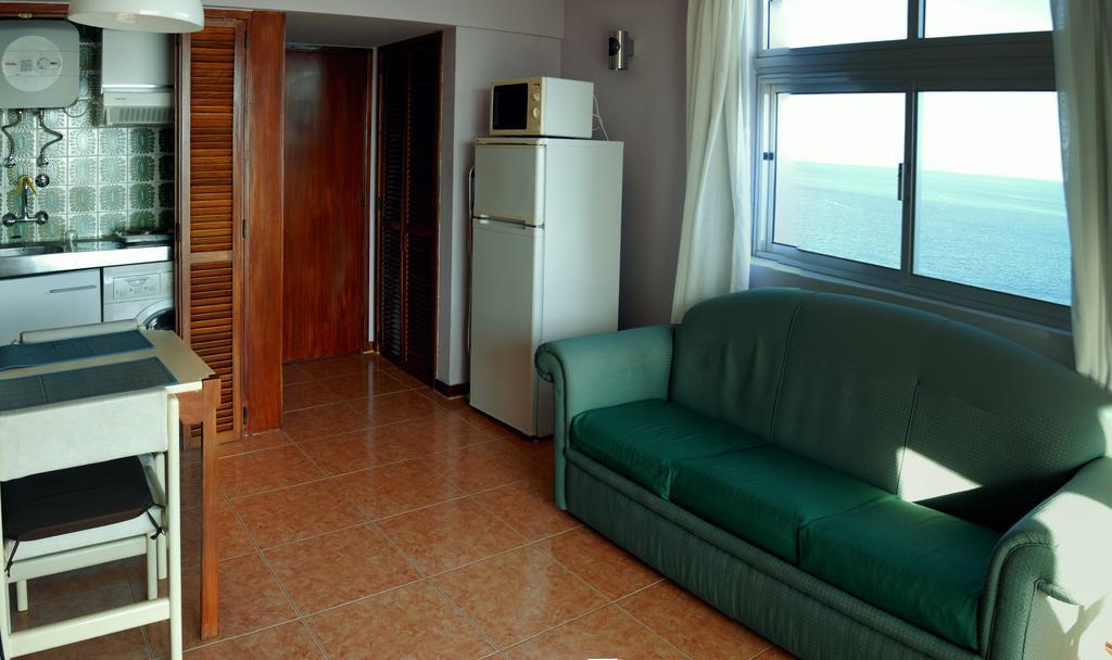 Apartamento Do Mar ฟุงชาล ภายนอก รูปภาพ