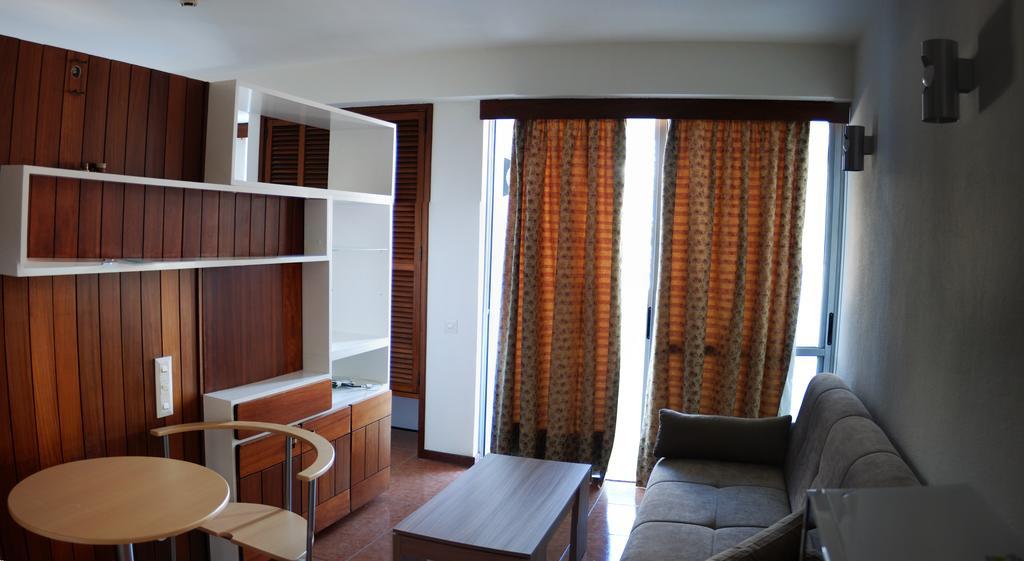 Apartamento Do Mar ฟุงชาล ภายนอก รูปภาพ